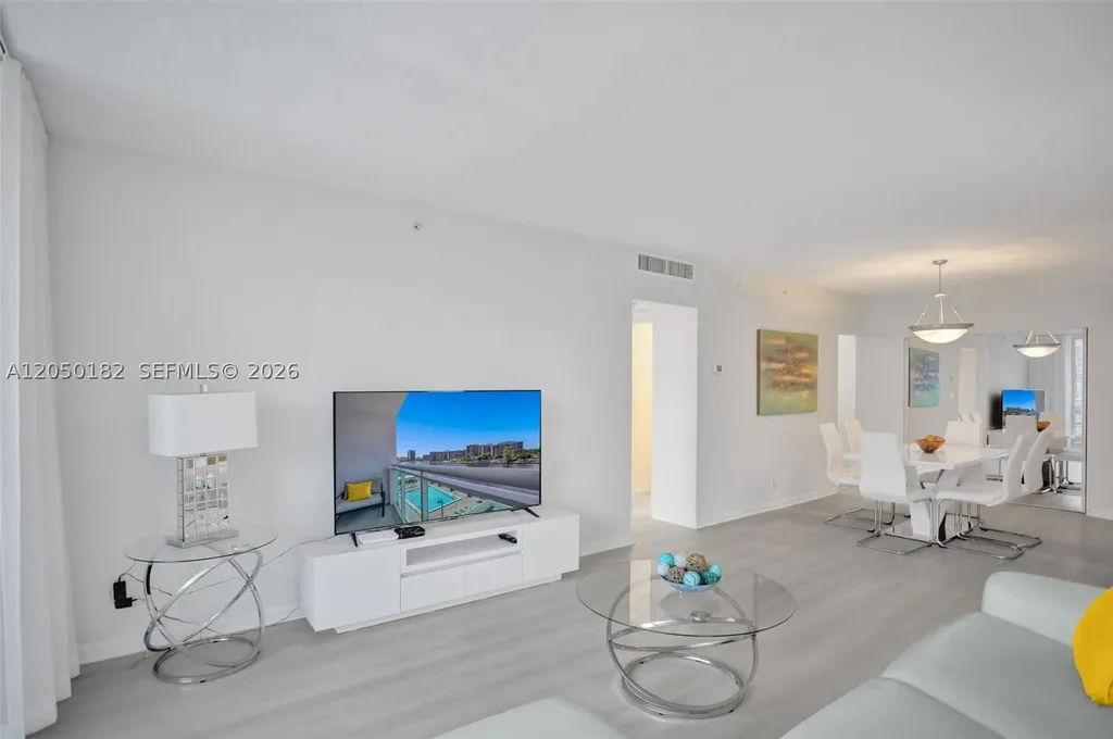 3000 S Ocean Drive Hollywood FL 33019