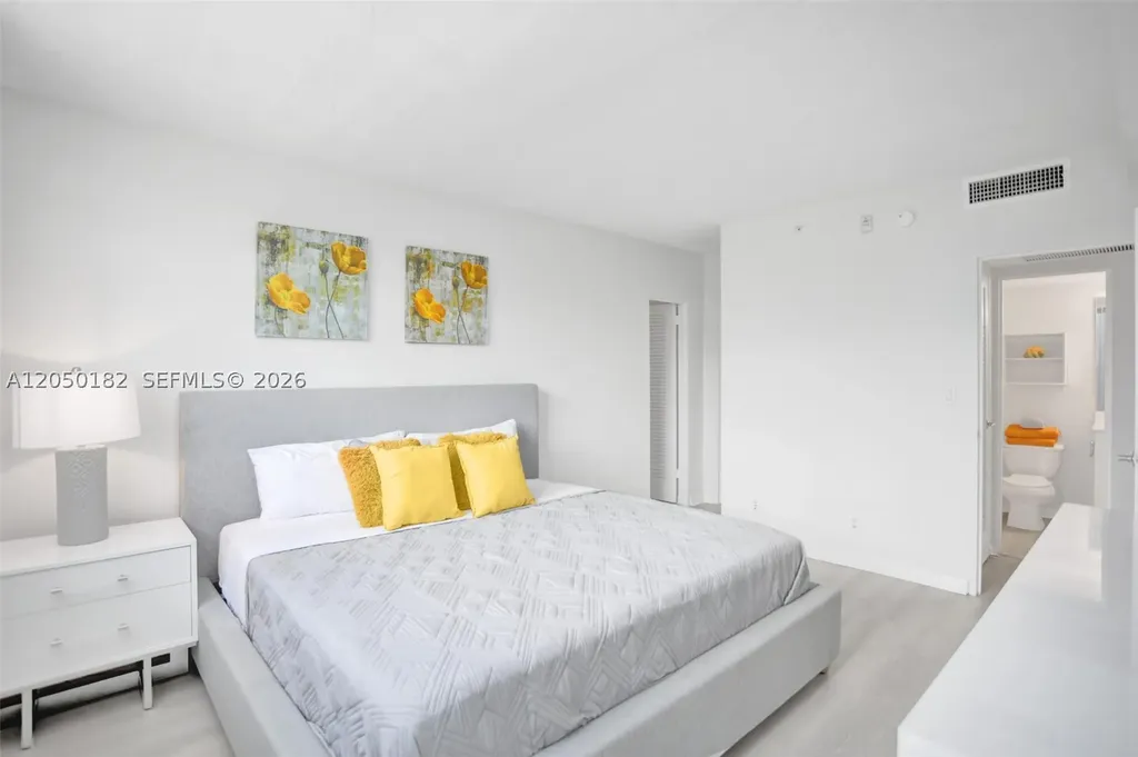 3000 S Ocean Drive Hollywood FL 33019
