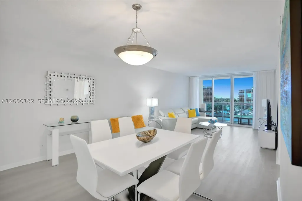 3000 S Ocean Drive Hollywood FL 33019
