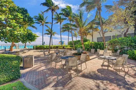 3000 S Ocean Drive Hollywood FL 33019