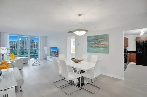 3000 S Ocean Drive Hollywood FL 33019