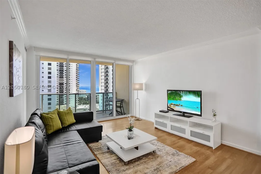 2501 S Ocean Drive Hollywood FL 33019