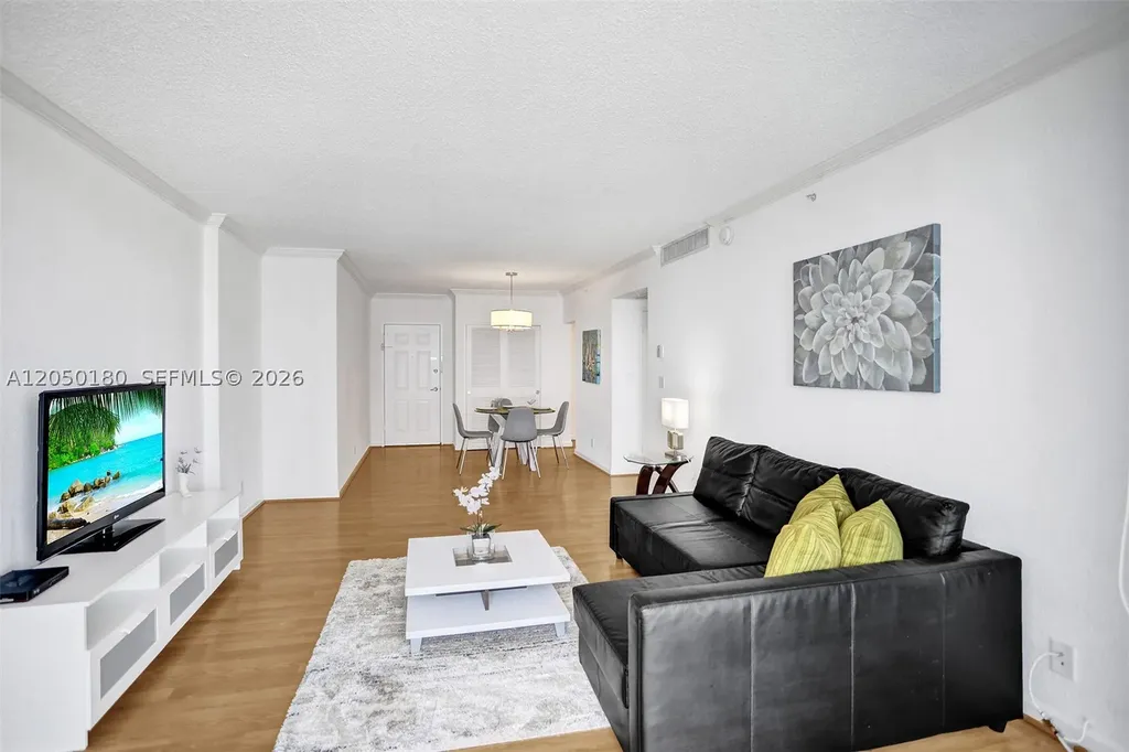 2501 S Ocean Drive Hollywood FL 33019