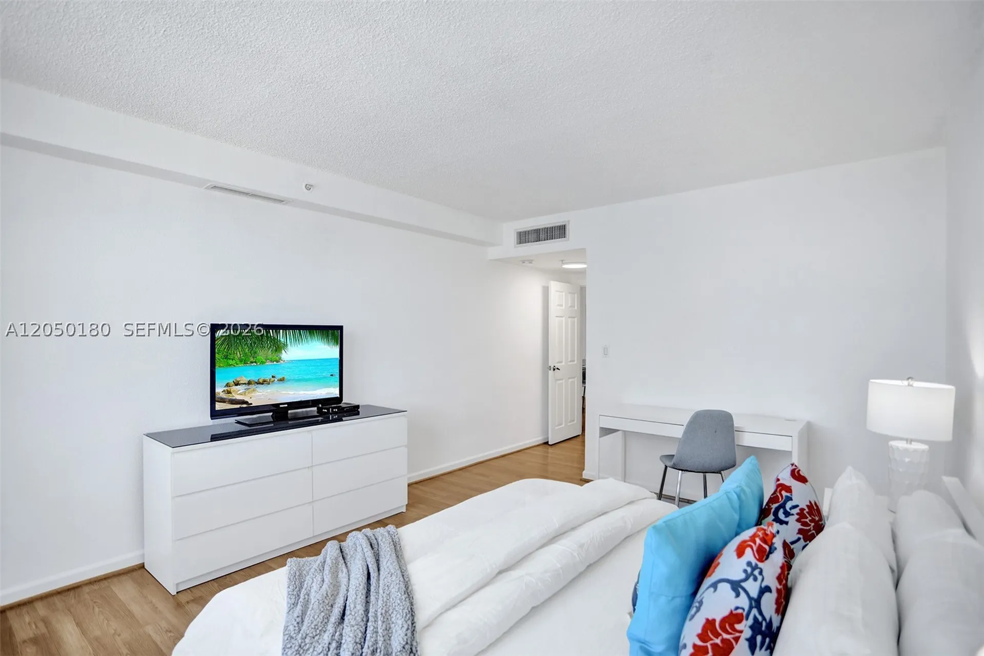 2501 S Ocean Drive Hollywood FL 33019