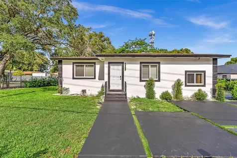 5850 NE 3rd Avenue Miami FL 33137