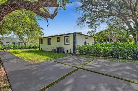 5850 NE 3rd Avenue Miami FL 33137