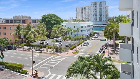 4301 Collins Avenue Miami Beach FL 33140