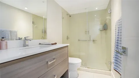 4301 Collins Avenue Miami Beach FL 33140