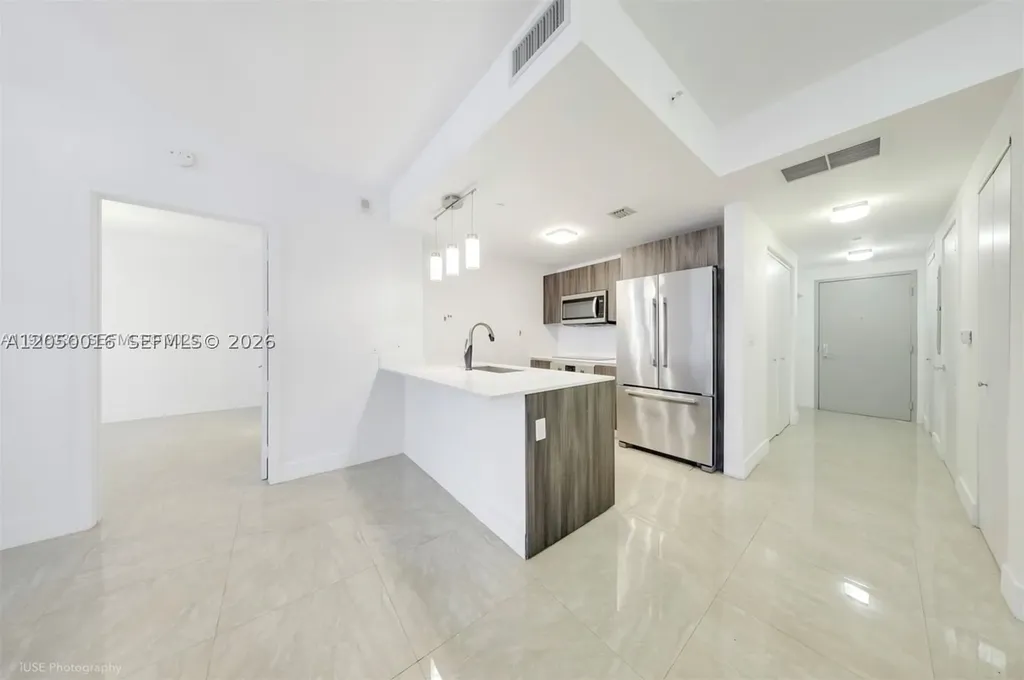 488 NE 18th Street Miami FL 33132