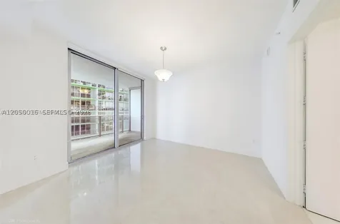 488 NE 18th Street Miami FL 33132
