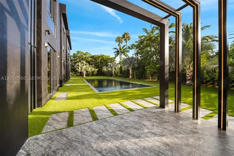 13500 SW 69th Avenue Pinecrest FL 33156