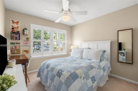 1414 Banyan Way Weston FL 33327