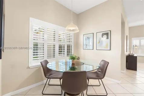 1414 Banyan Way Weston FL 33327