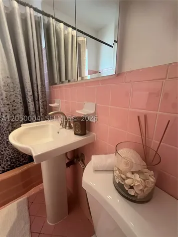 7720 Harding Avenue Miami Beach FL 33141