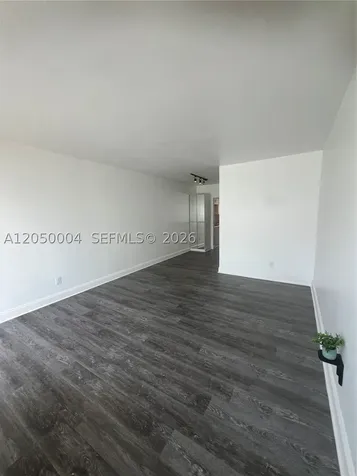 7720 Harding Avenue Miami Beach FL 33141