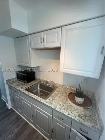 7720 Harding Avenue Miami Beach FL 33141