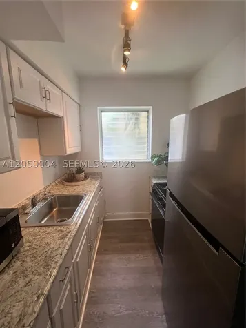 7720 Harding Avenue Miami Beach FL 33141