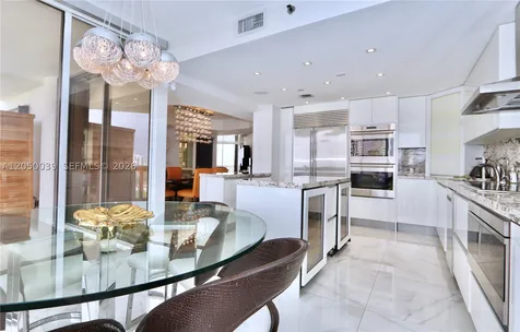 3000 Island Boulevard Aventura FL 33160