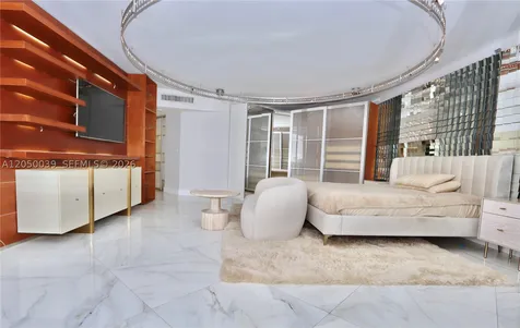 3000 Island Boulevard Aventura FL 33160