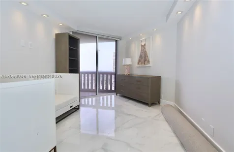3000 Island Boulevard Aventura FL 33160