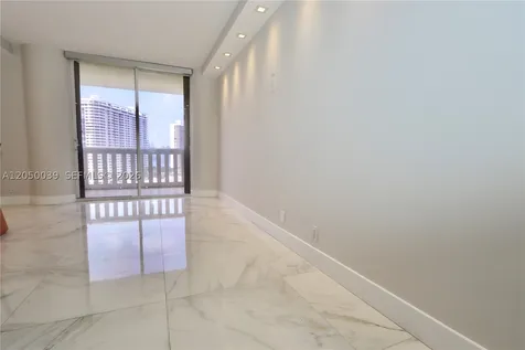 3000 Island Boulevard Aventura FL 33160