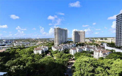 3000 Island Boulevard Aventura FL 33160