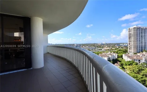 3000 Island Boulevard Aventura FL 33160