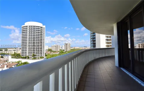 3000 Island Boulevard Aventura FL 33160
