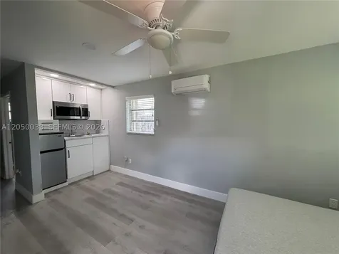 7889 NW 174th Street Hialeah FL 33015
