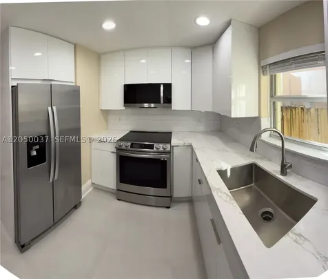 3148 Indiana Street Miami FL 33133