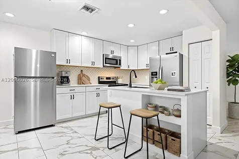 9847 Fairway Cove Lane Plantation FL 33324