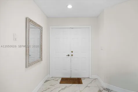 9847 Fairway Cove Lane Plantation FL 33324