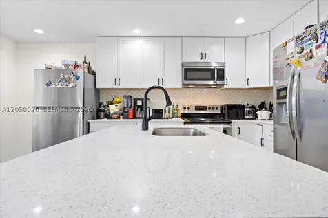 9847 Fairway Cove Lane Plantation FL 33324