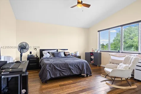 9847 Fairway Cove Lane Plantation FL 33324
