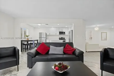 9847 Fairway Cove Lane Plantation FL 33324