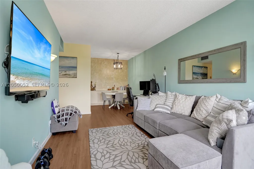 400 N Riverside Drive Pompano Beach FL 33062
