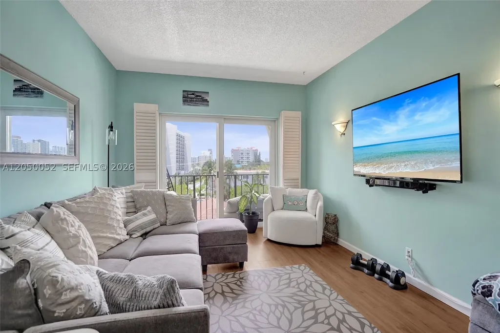 400 N Riverside Drive Pompano Beach FL 33062