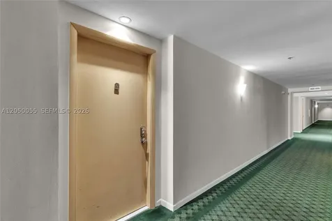 19555 E Country Club Drive Aventura FL 33180