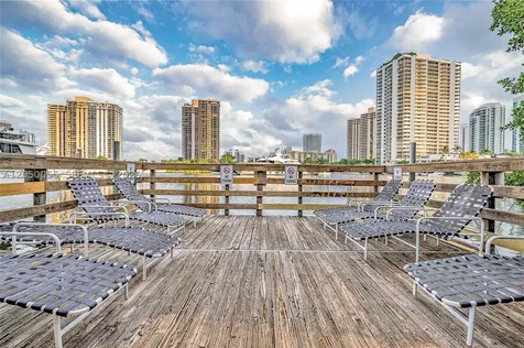 19555 E Country Club Drive Aventura FL 33180