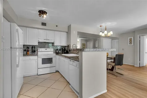 19555 E Country Club Drive Aventura FL 33180
