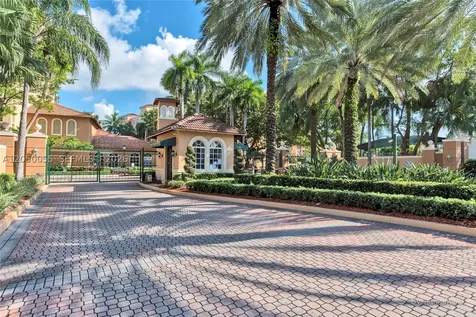 19555 E Country Club Drive Aventura FL 33180