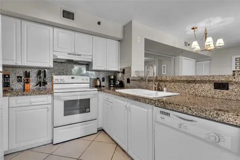 19555 E Country Club Drive Aventura FL 33180