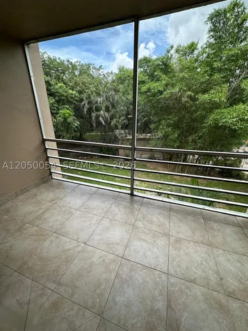 9410 Live Oak Place Davie FL 33324