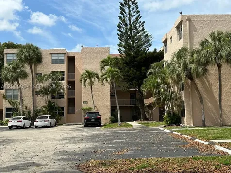 9410 Live Oak Place Davie FL 33324