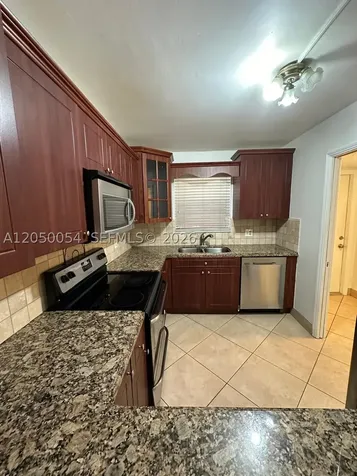 9410 Live Oak Place Davie FL 33324