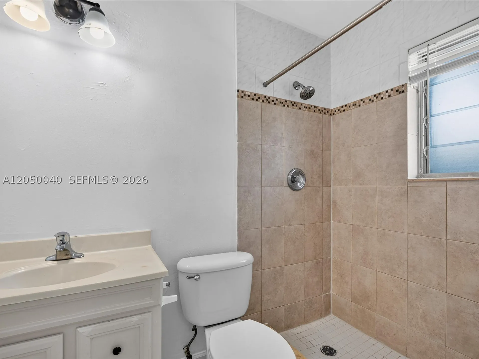 2513 NE 33rd Avenue Fort Lauderdale FL 33305