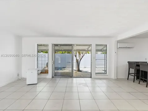 2513 NE 33rd Avenue Fort Lauderdale FL 33305