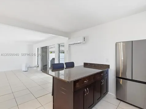 2513 NE 33rd Avenue Fort Lauderdale FL 33305