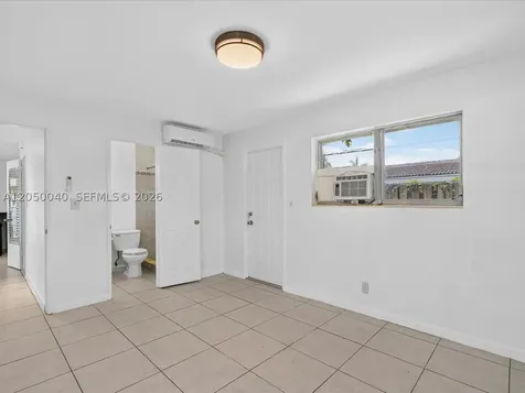2513 NE 33rd Avenue Fort Lauderdale FL 33305