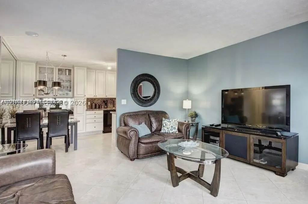 221 SE 9th Avenue Pompano Beach FL 33060